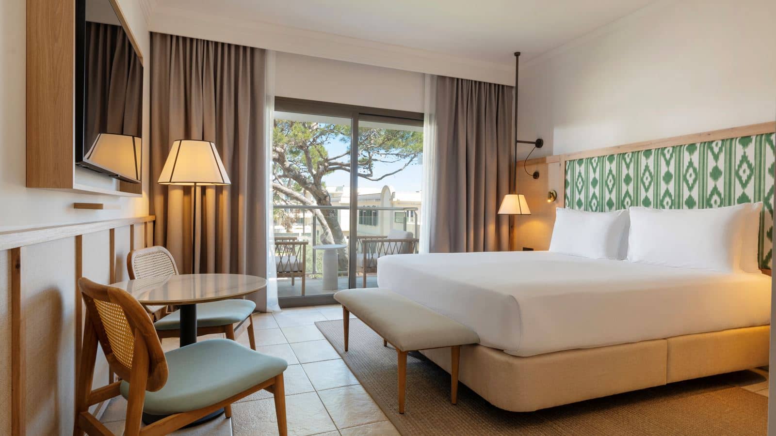 rooms-double-deluxe-1-king-bed-partial-sea-view-balcony-or-terrace