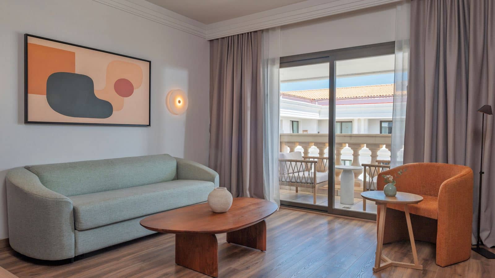 rooms-1-bedroom-suite-partial-sea-view-balcony-or-terrace