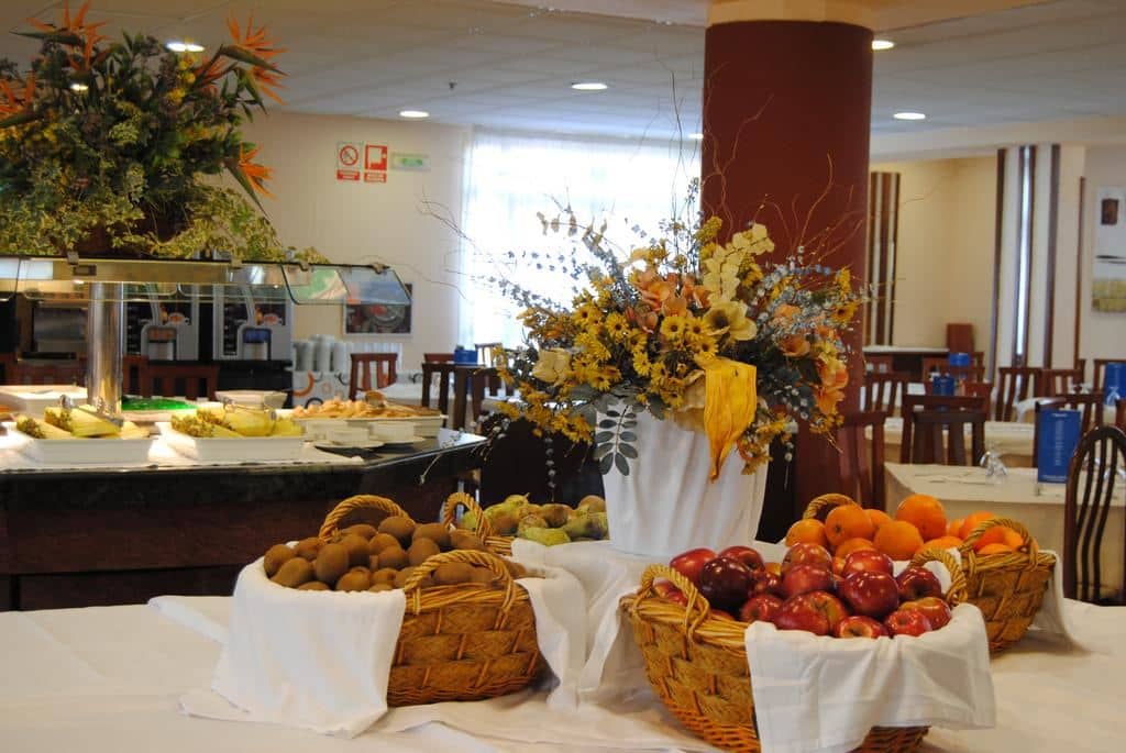 restaurants-restaurants