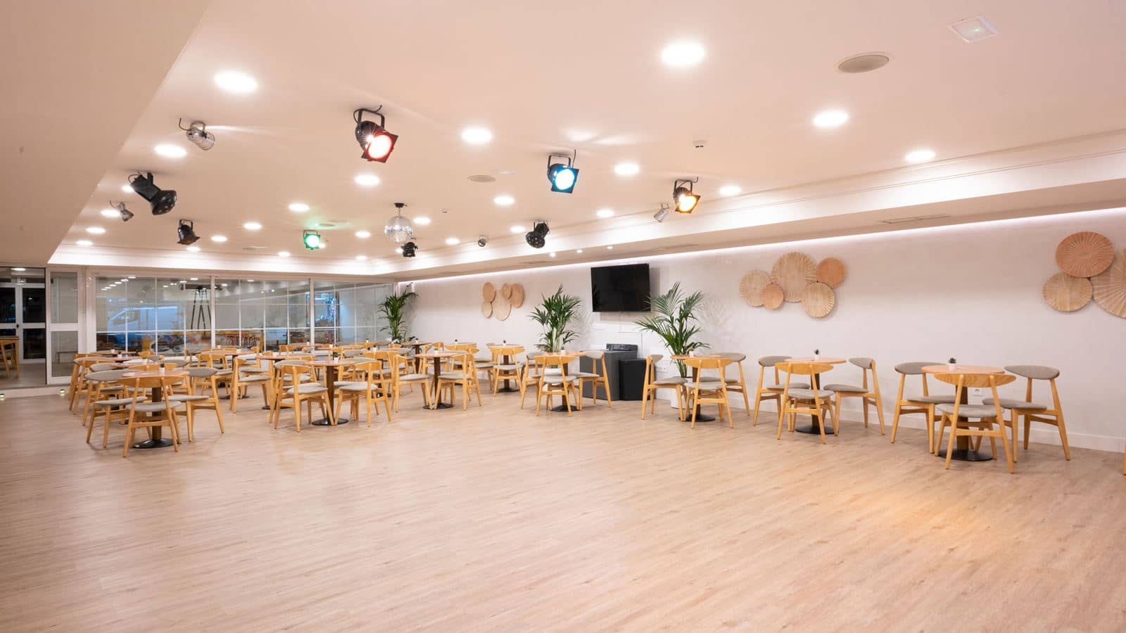 bars-hall-bar