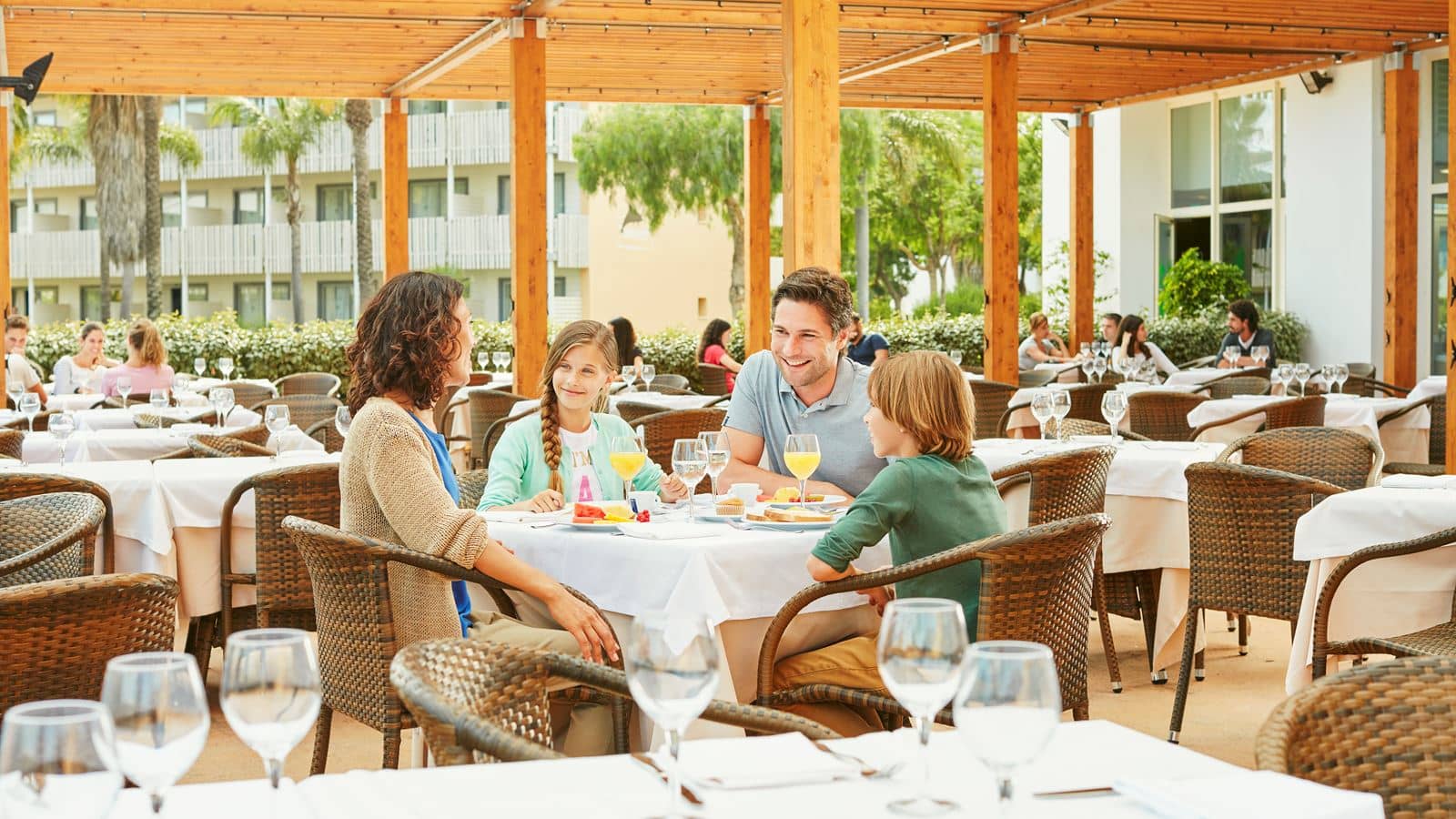 restaurants-main-restaurant