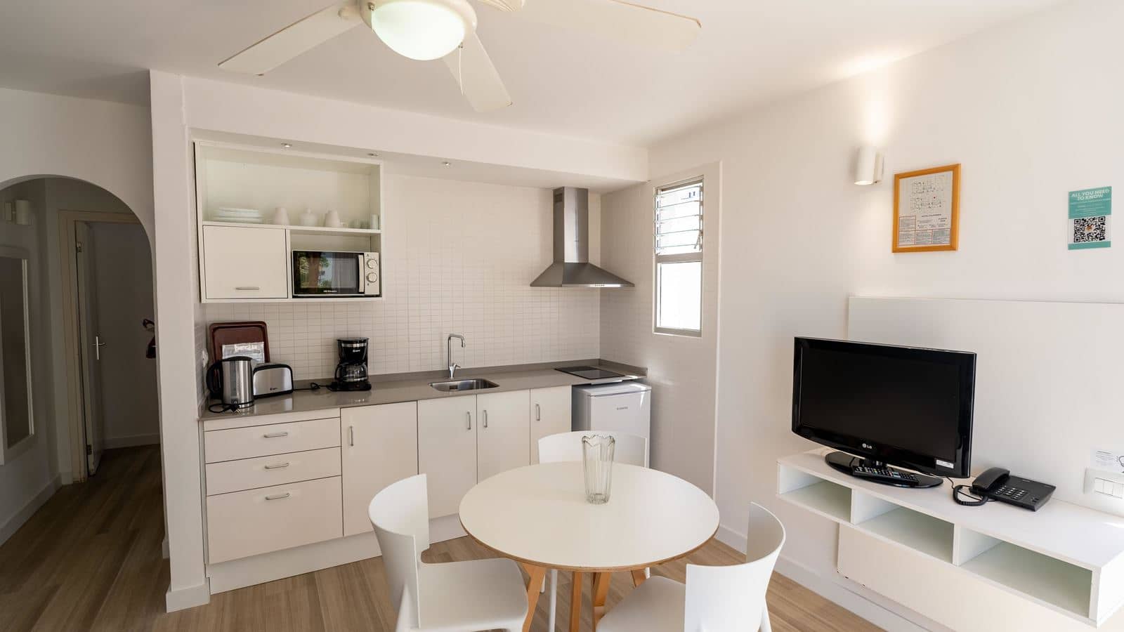 rooms-one-bedroom-standard-apartment