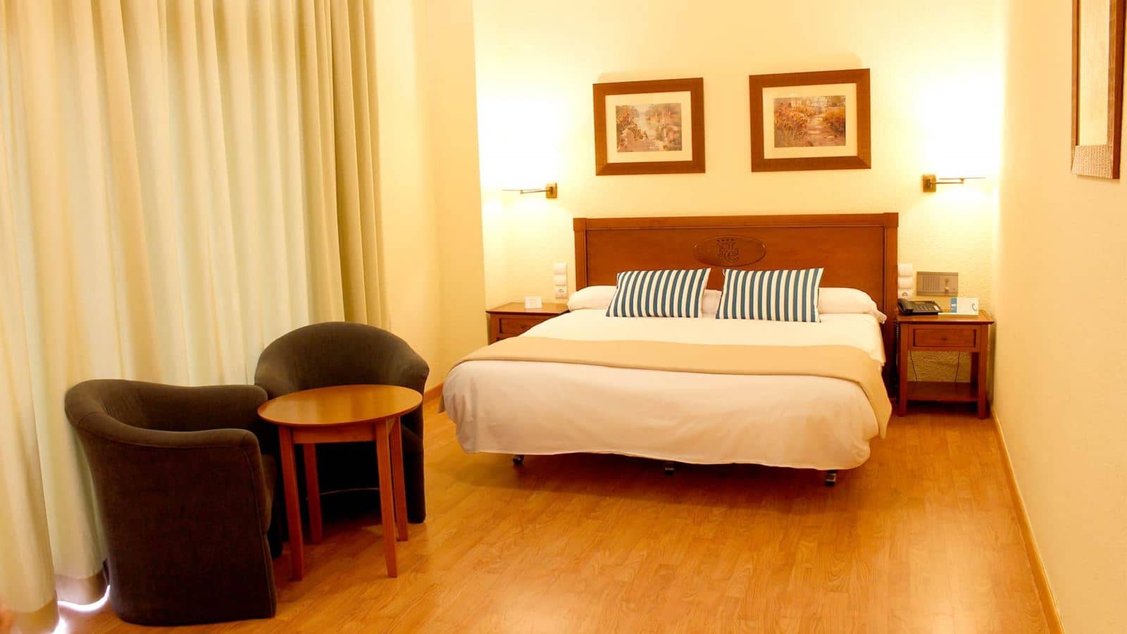 rooms-double-room