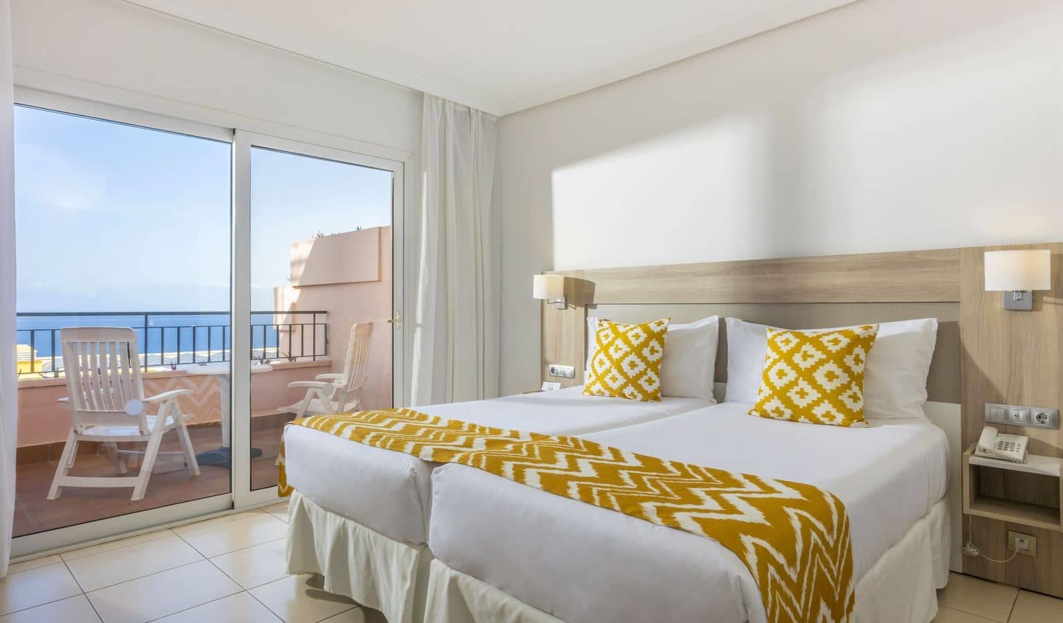 rooms-suite-duplex-ocean-view-balcony-or-terrace
