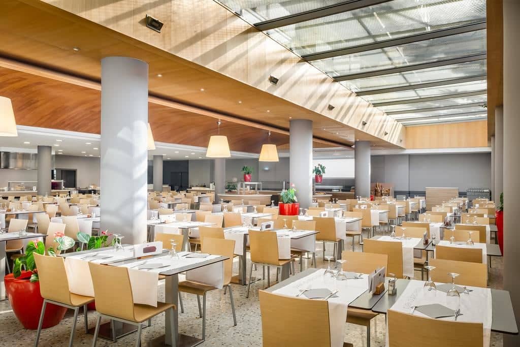restaurants-restaurants