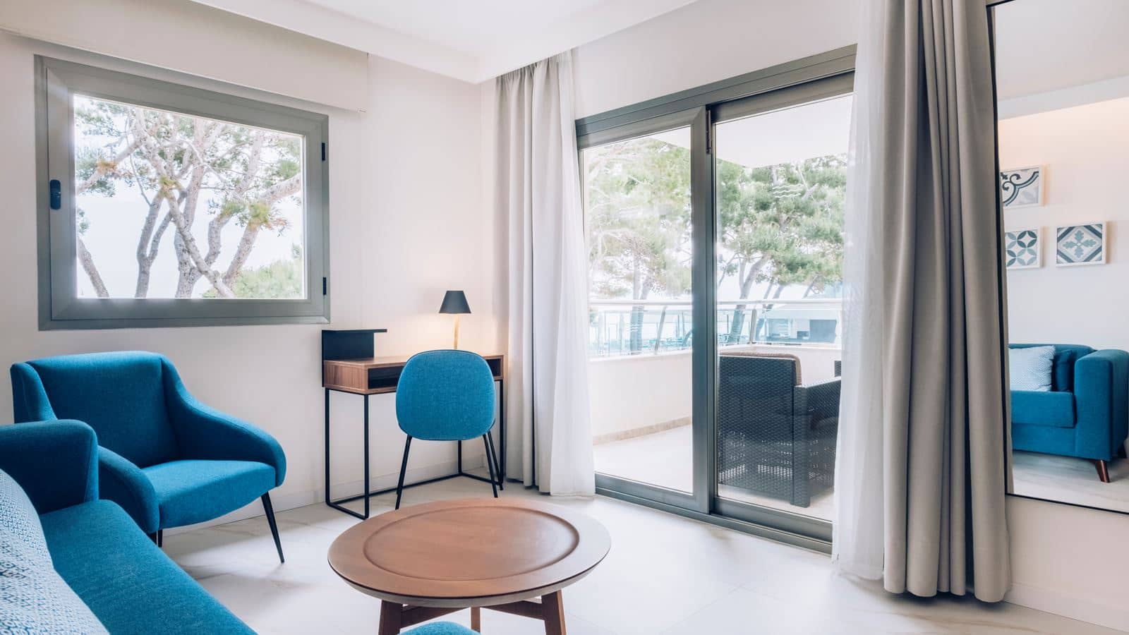 rooms-family-suite-sea-view