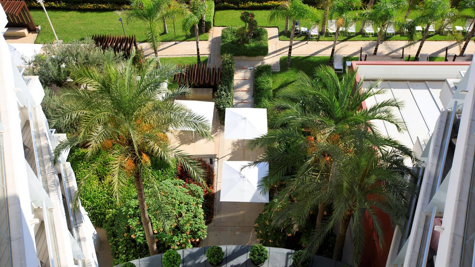 rooms-double-garden-view