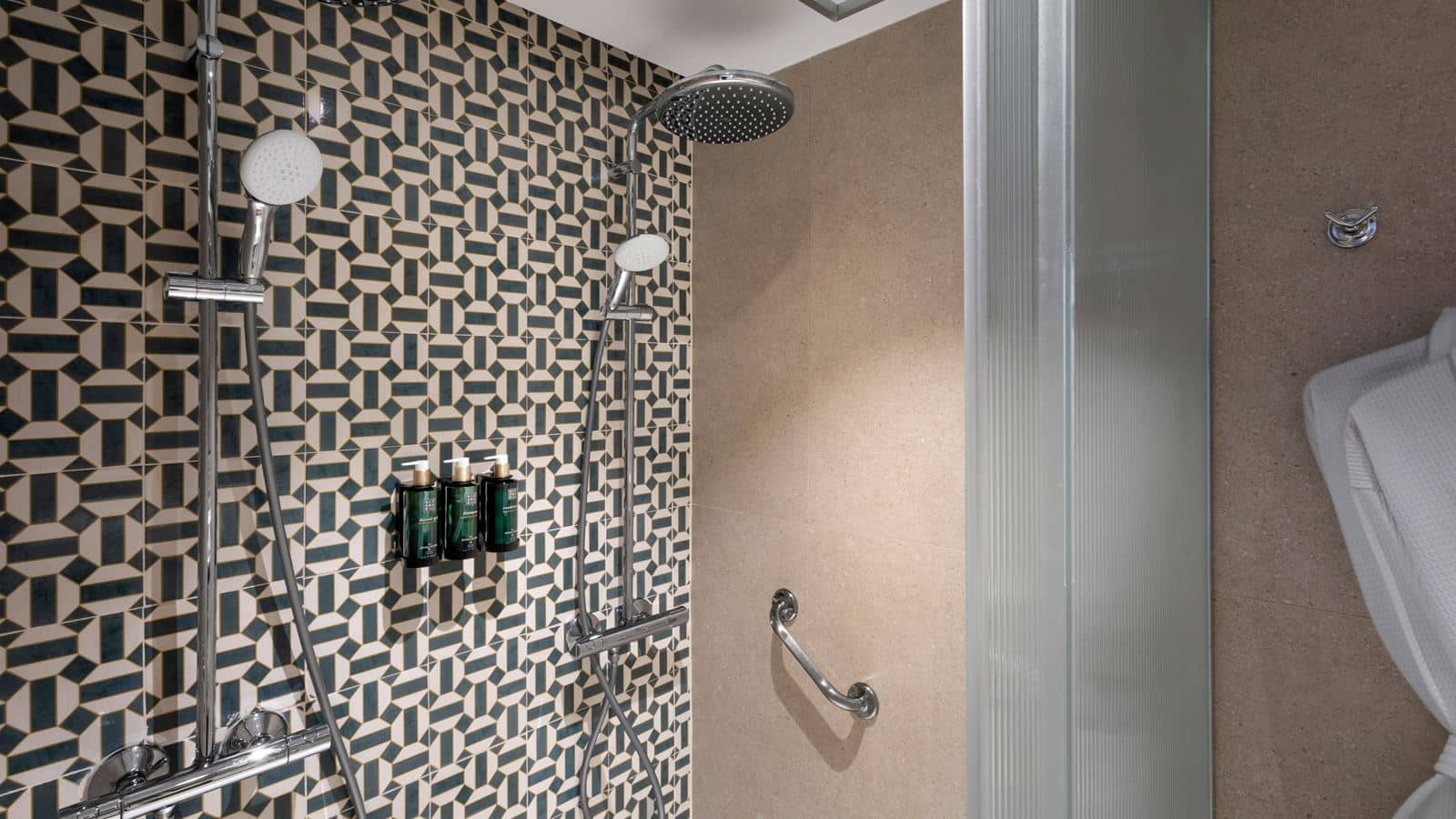rooms-executive-junior-suite