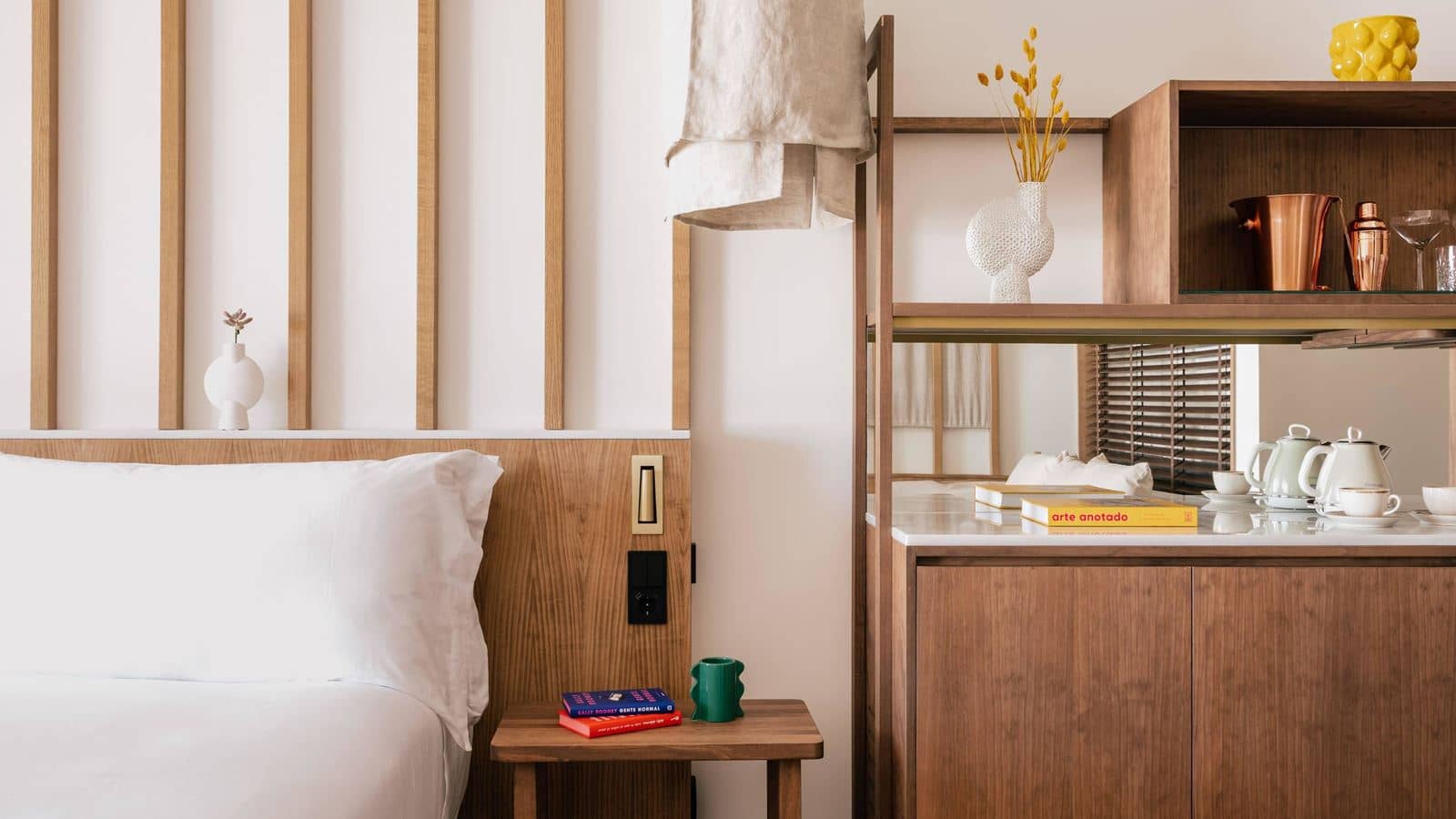 rooms-extra-15-double-always-me-with-balcony-or-terrace