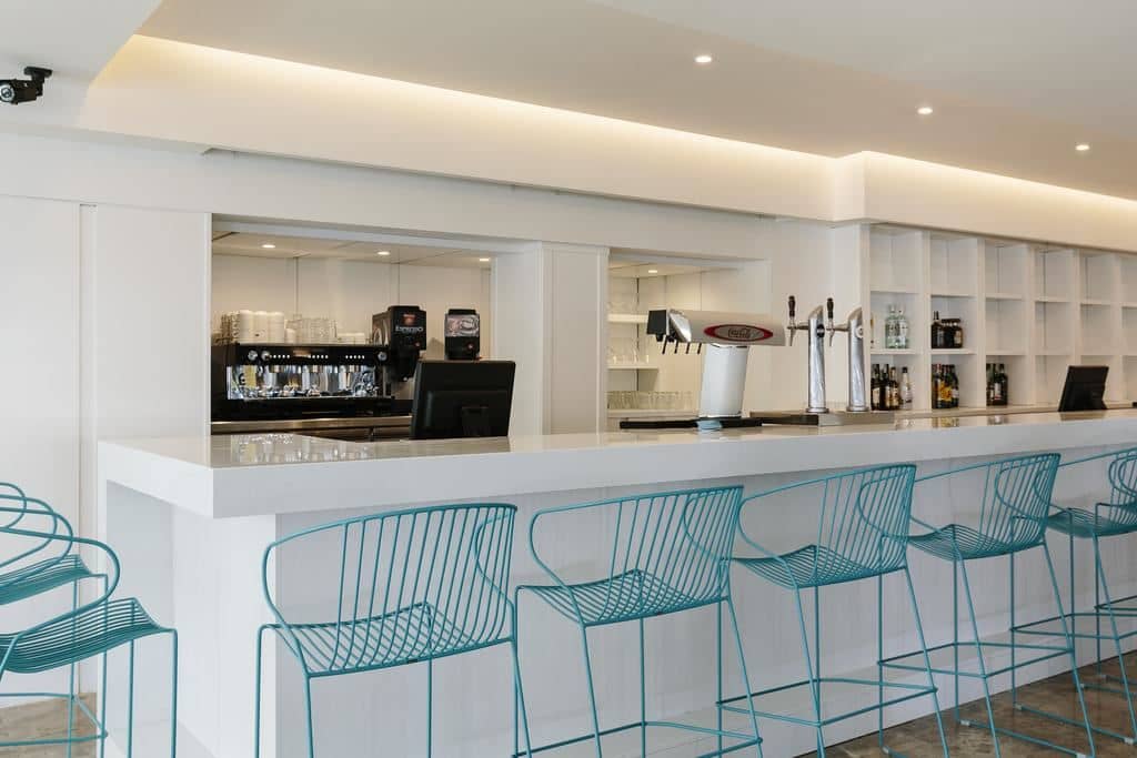 bars-main-bar