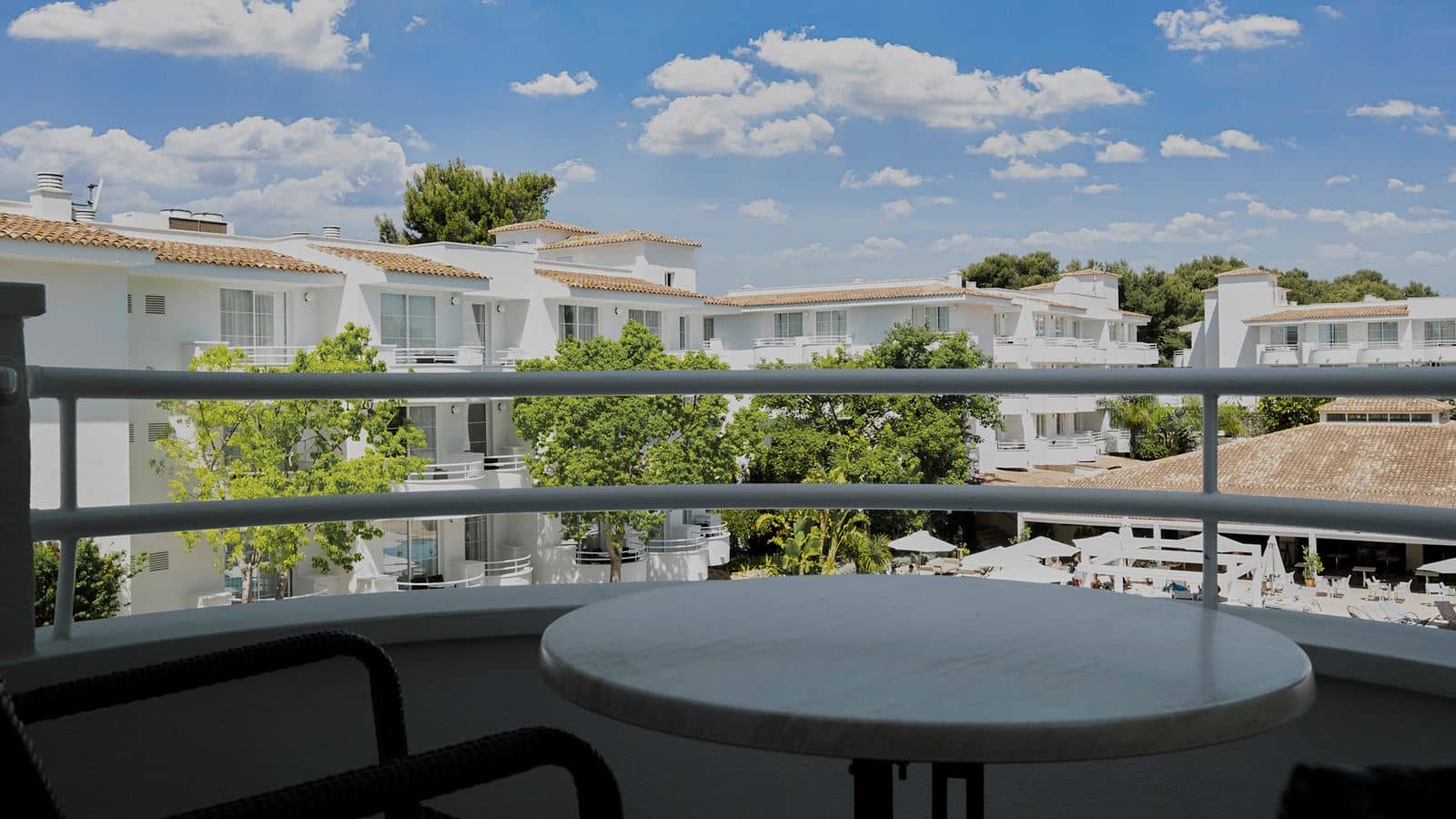 rooms-double-standard-with-balcony-d2b