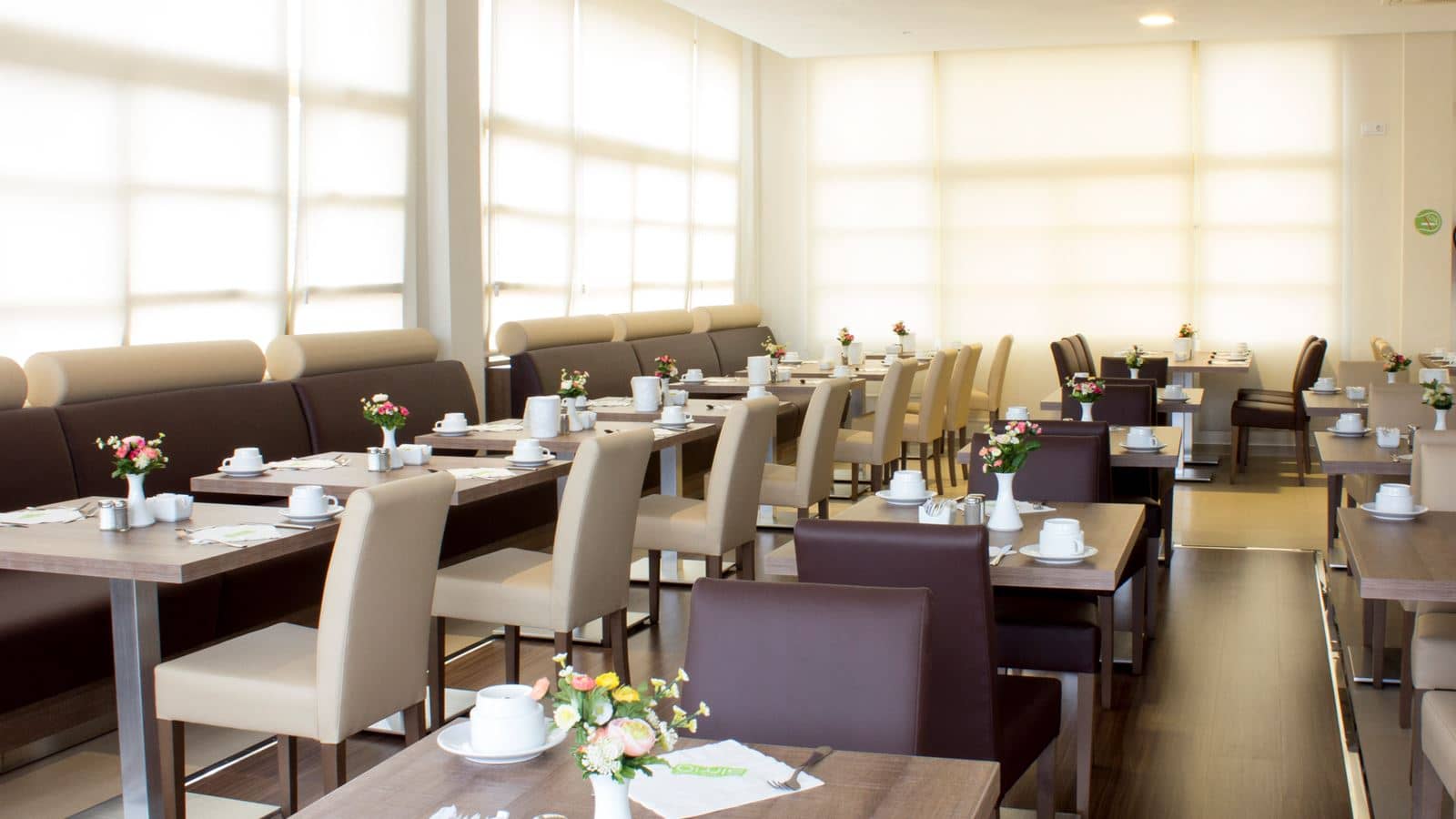 restaurants-restaurant