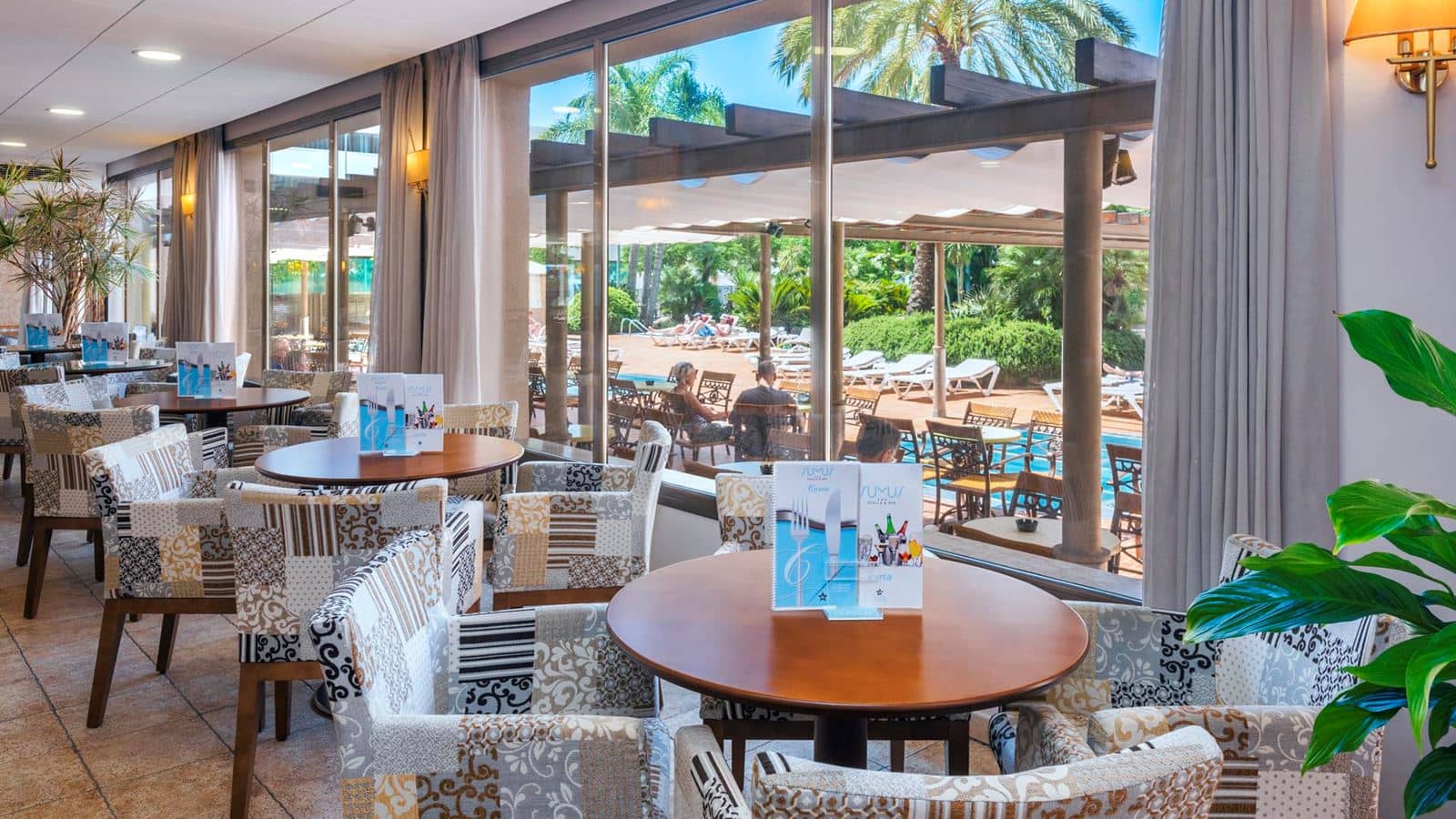 restaurants-restaurants