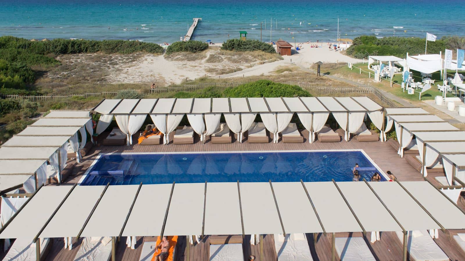 pools-outdoor-pool