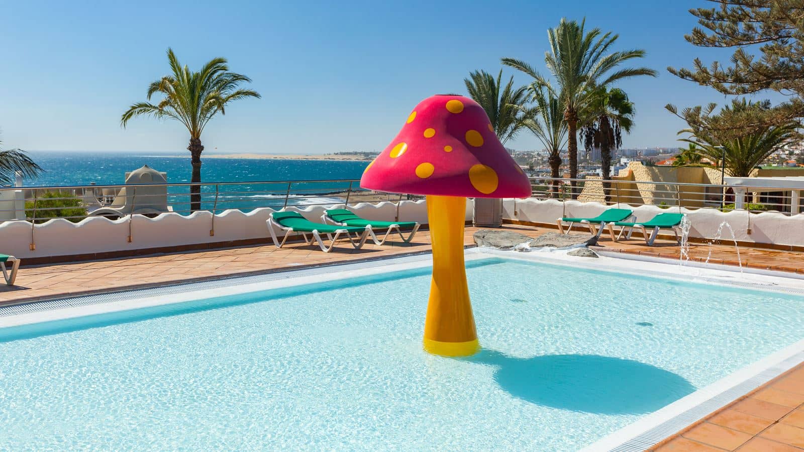 pools-outdoor-childrens-pool