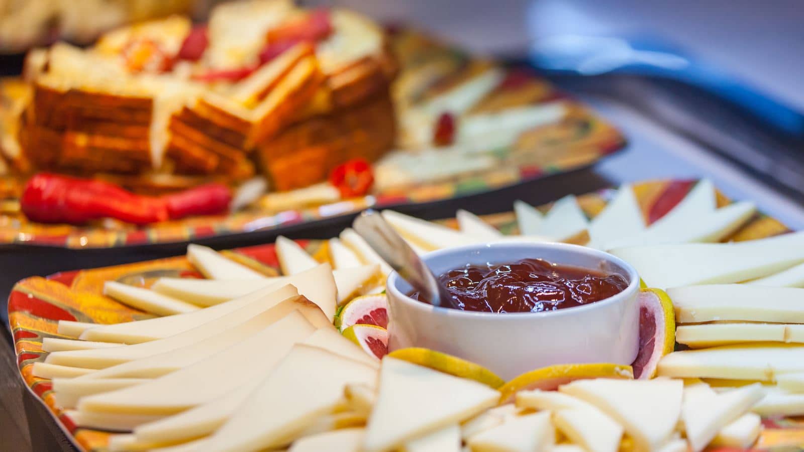 restaurants-breakfast-buffet