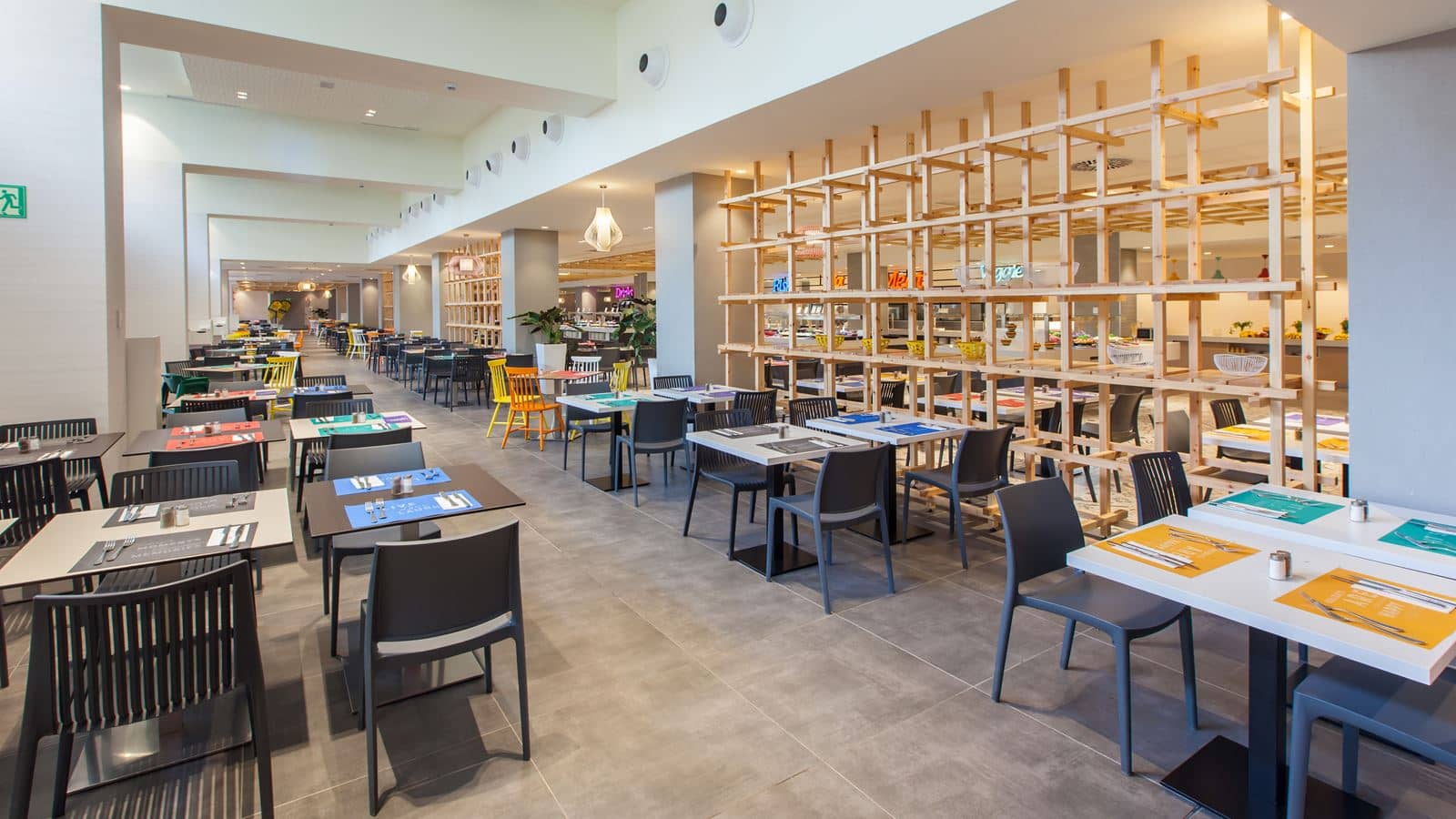 restaurants-breakfast-buffet