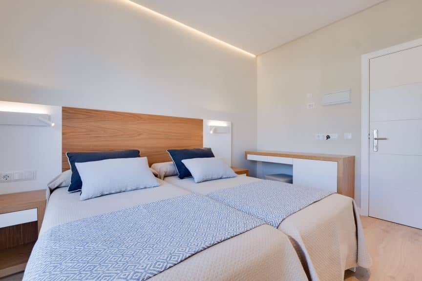 rooms-double-superior-with-balcony