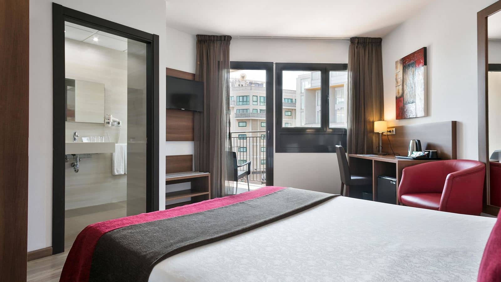rooms-superior-room