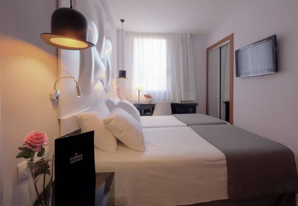 rooms-double-standard-room