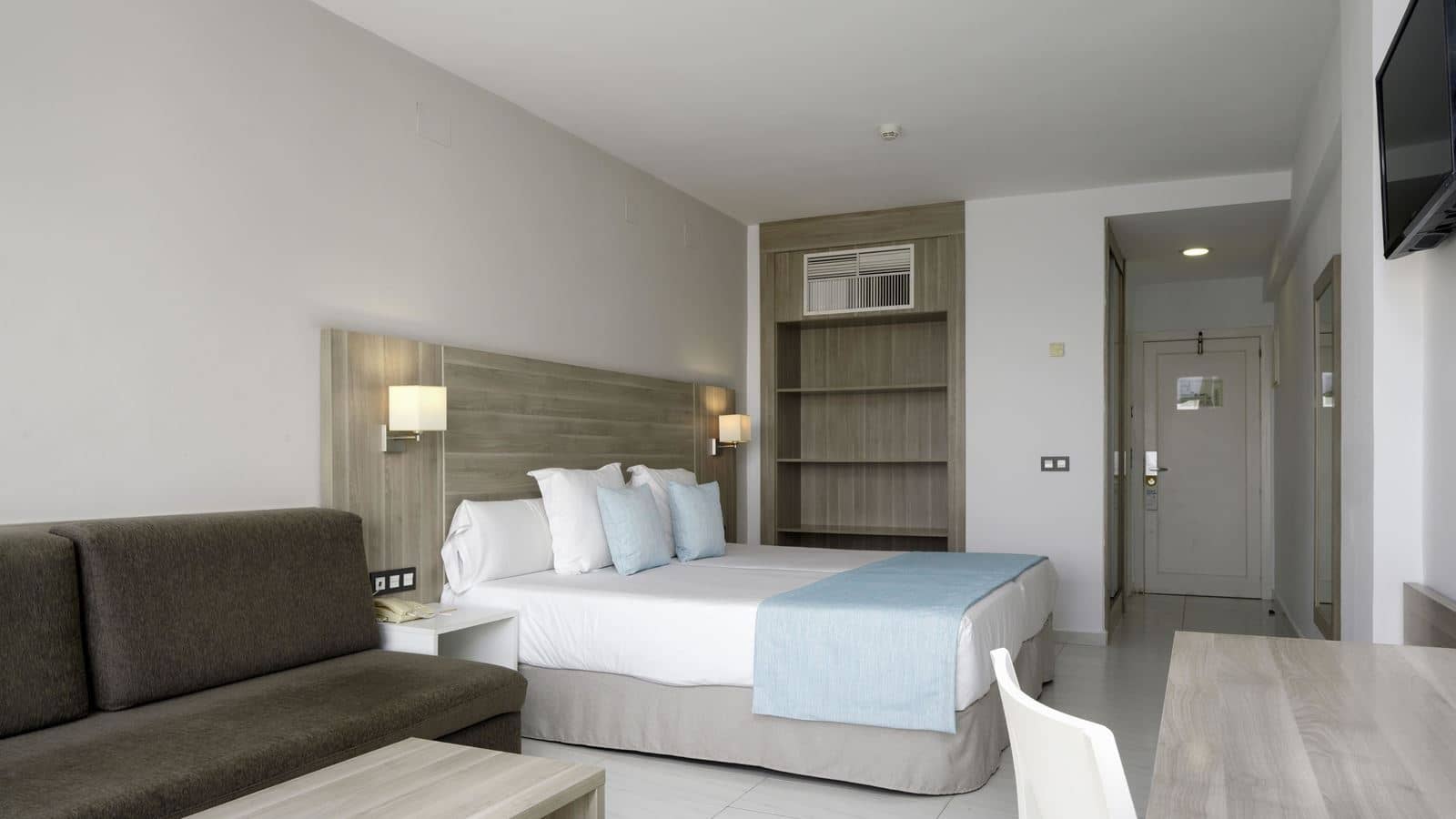 rooms-double-room-sea-view-balcony-or-terrace