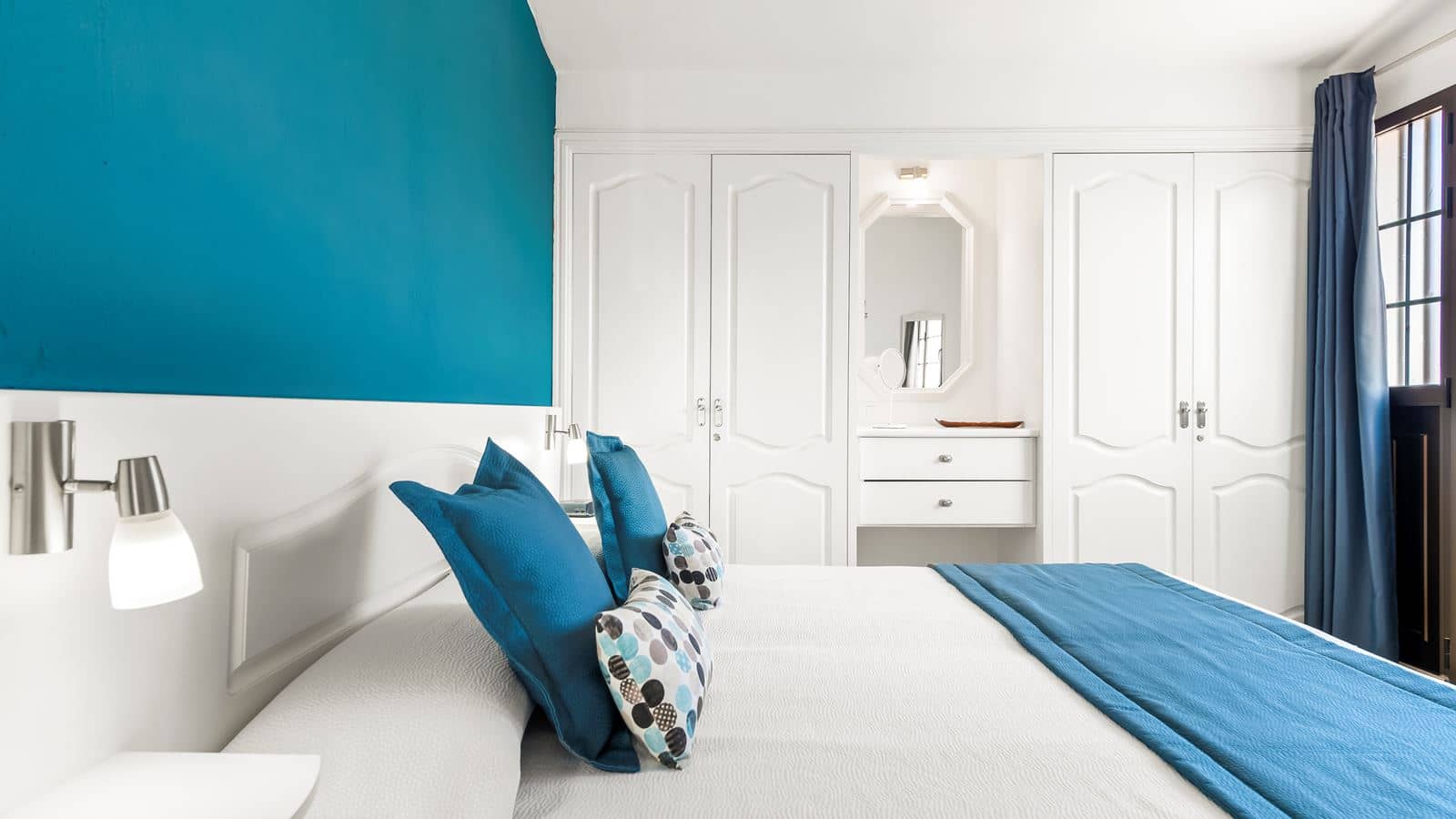 rooms-1-bedroom-apartment-pool-or-garden-view-with-terrace-ground-floor