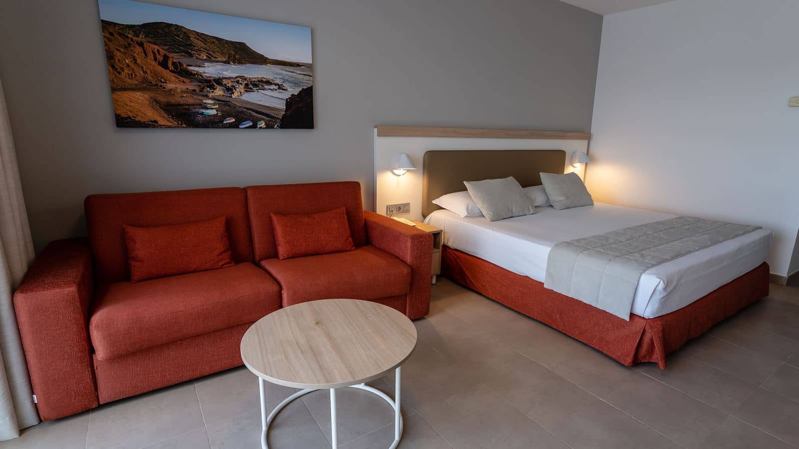 rooms-double-standard-room-with-balcony-or-terrace