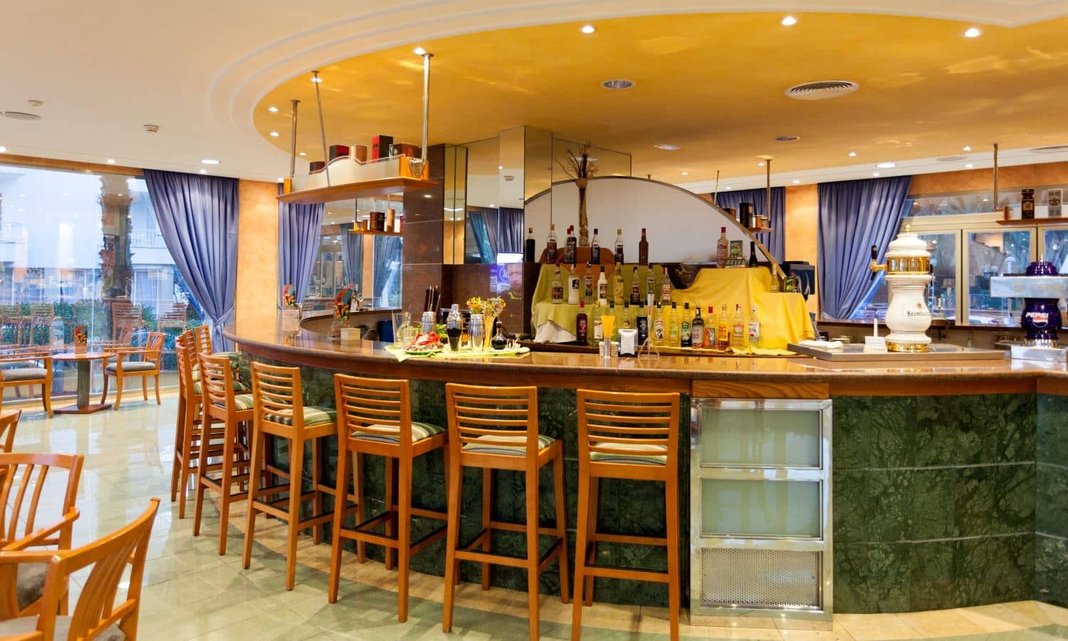 bars-okun-bar