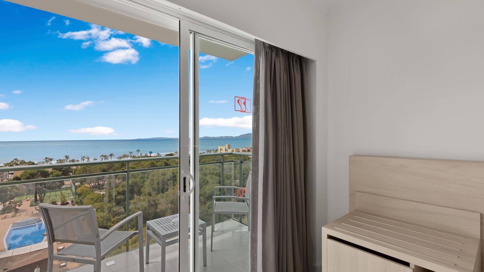 rooms-dv-double-superior-sea-view-with-balcony-or-terrace