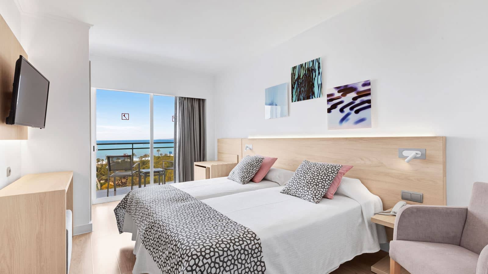 rooms-dv-double-superior-sea-view-with-balcony-or-terrace