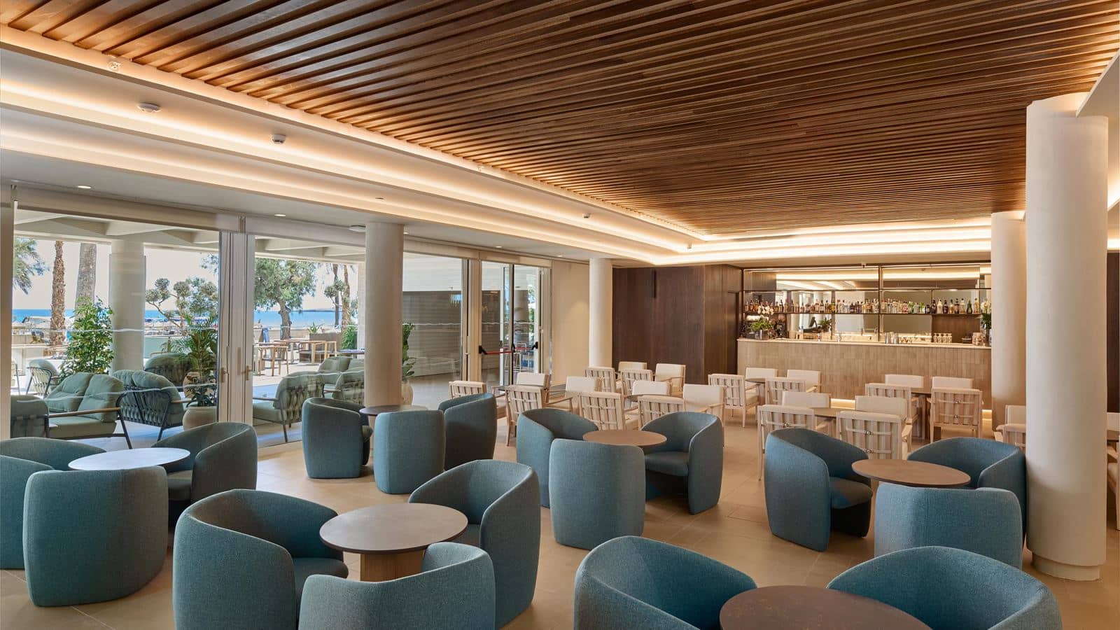 bars-lobby-barpool-bar