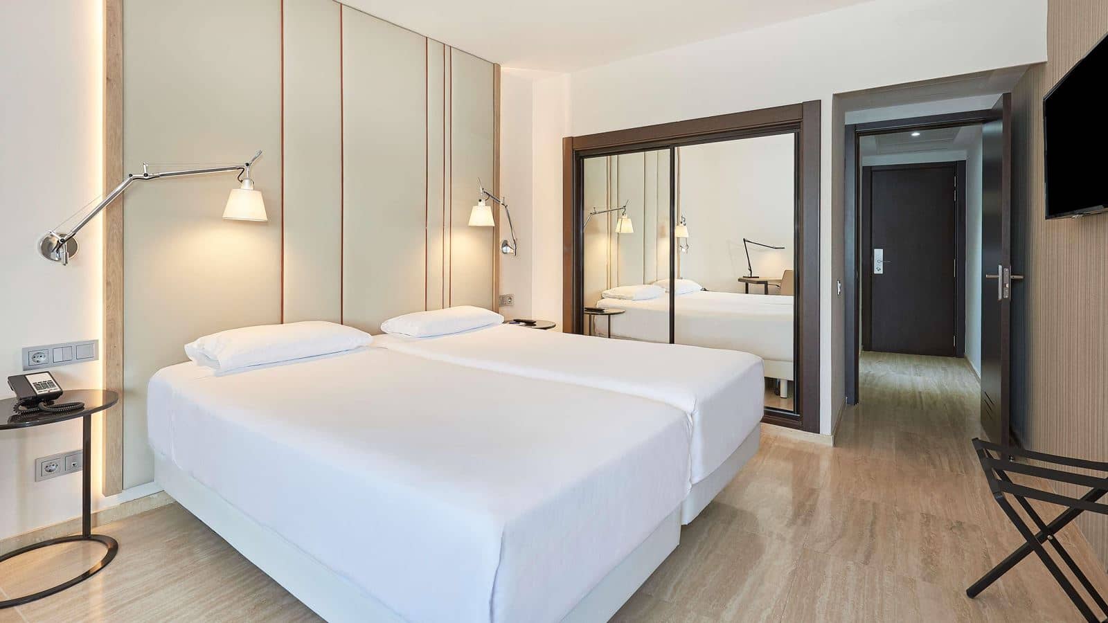 rooms-double-with-views