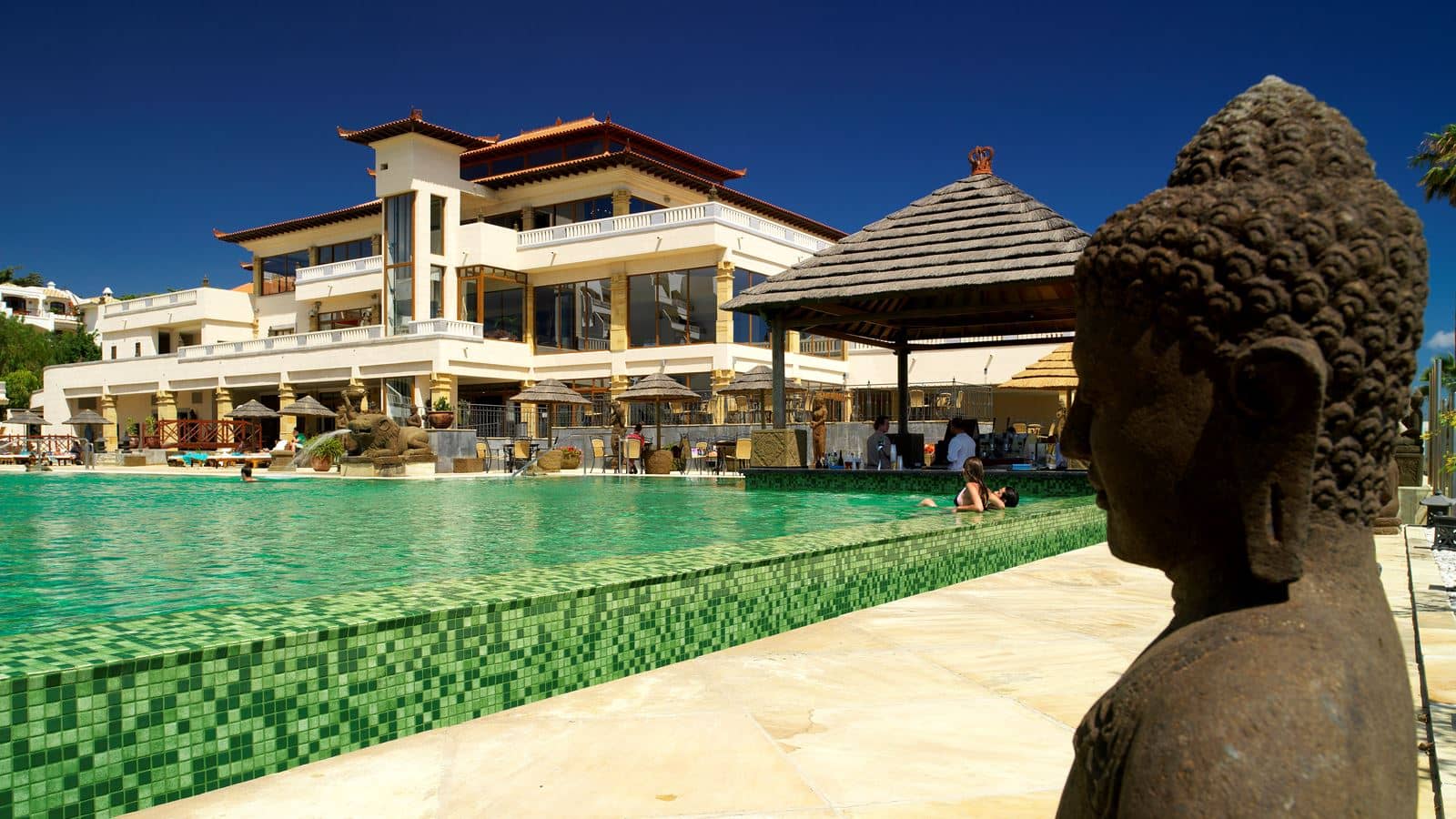 pools-outdoor-pool