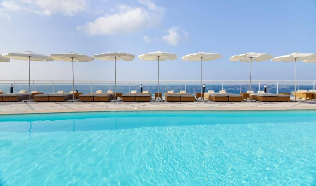 pools-outdoor-pool