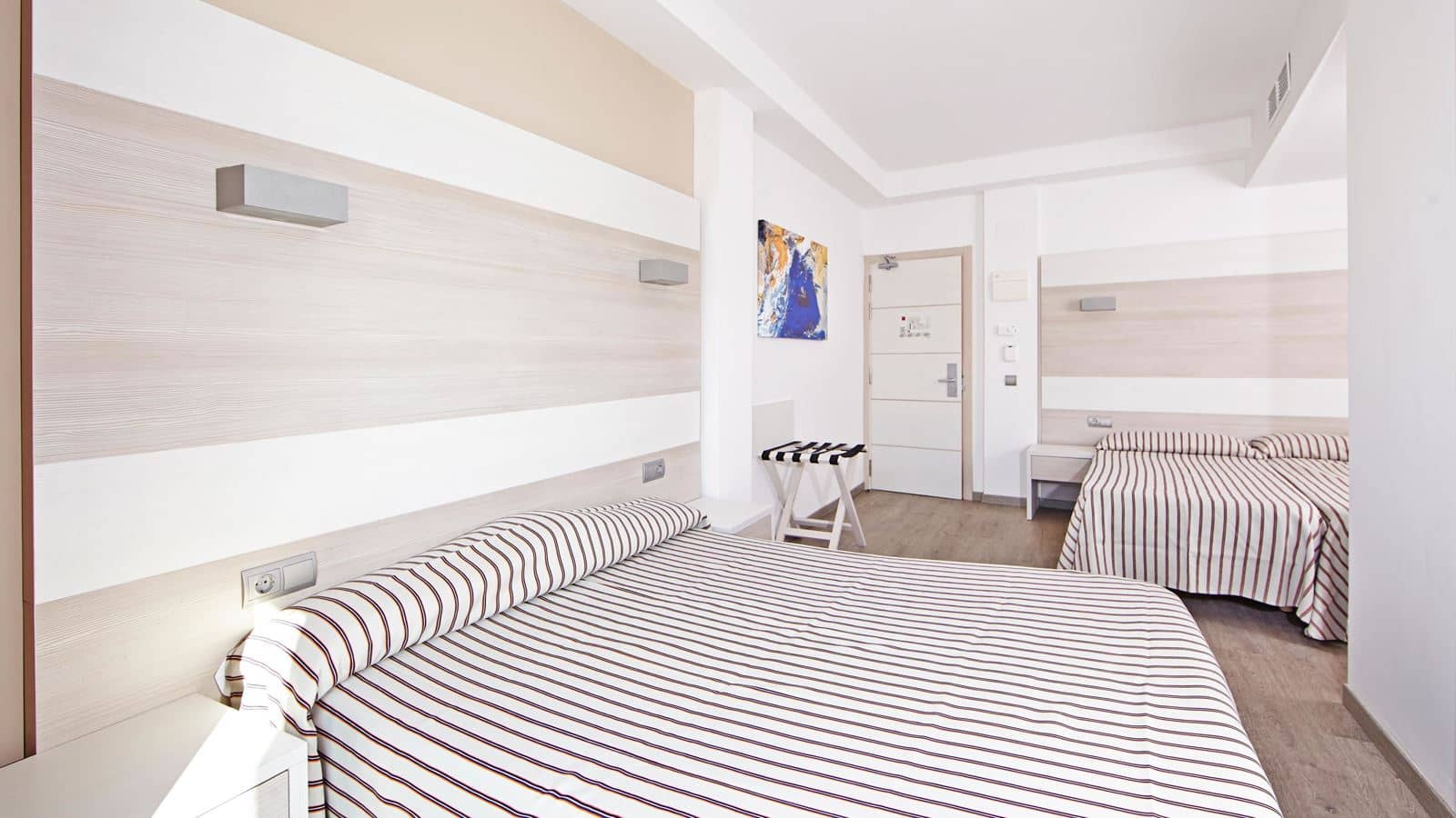 rooms-tb--triple-room