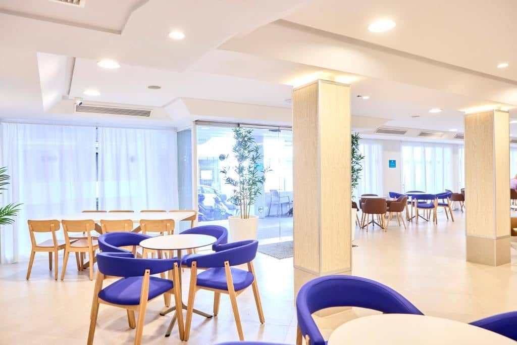 bars-bar-lobby