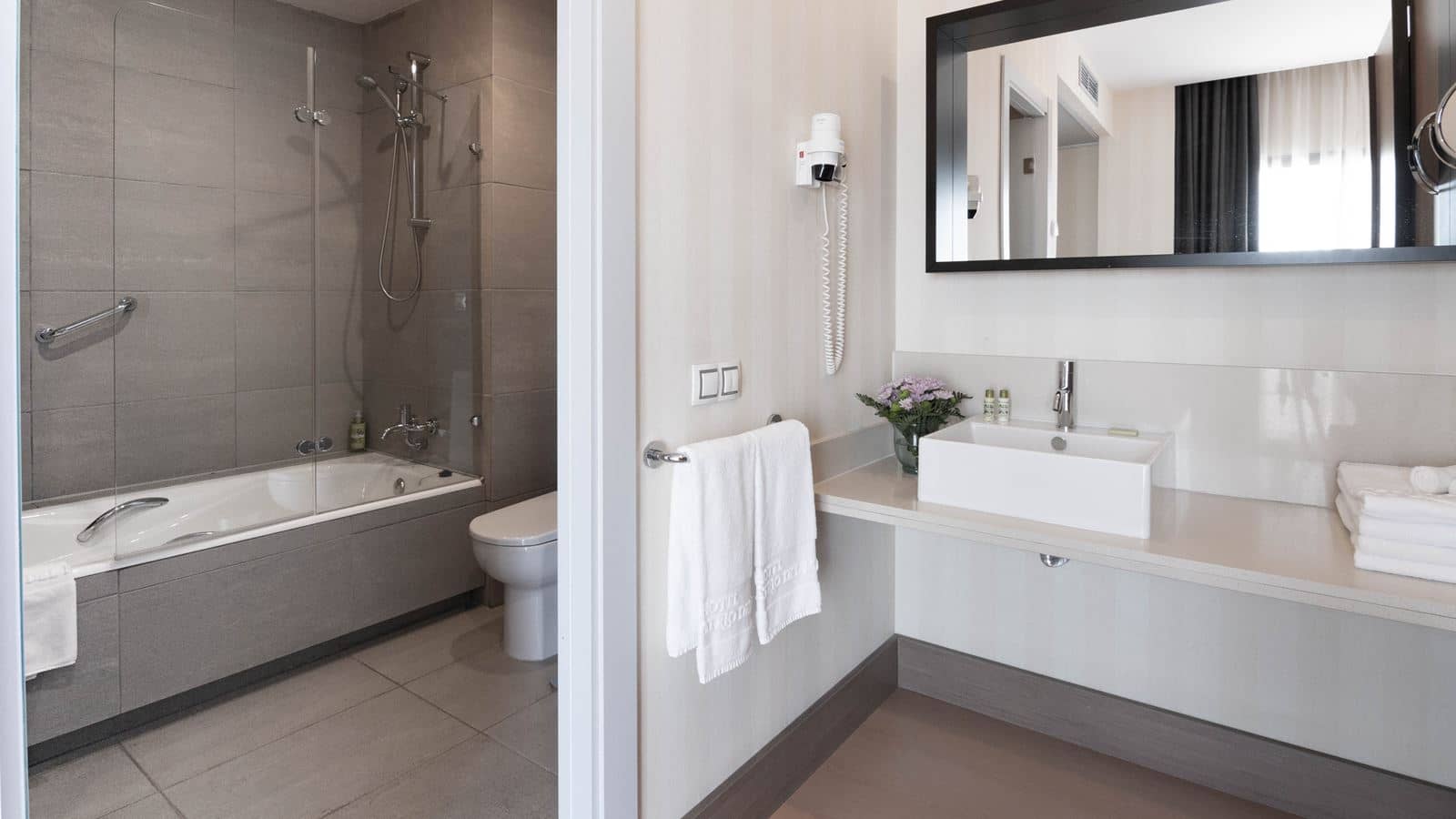 rooms-deluxe-sea-view