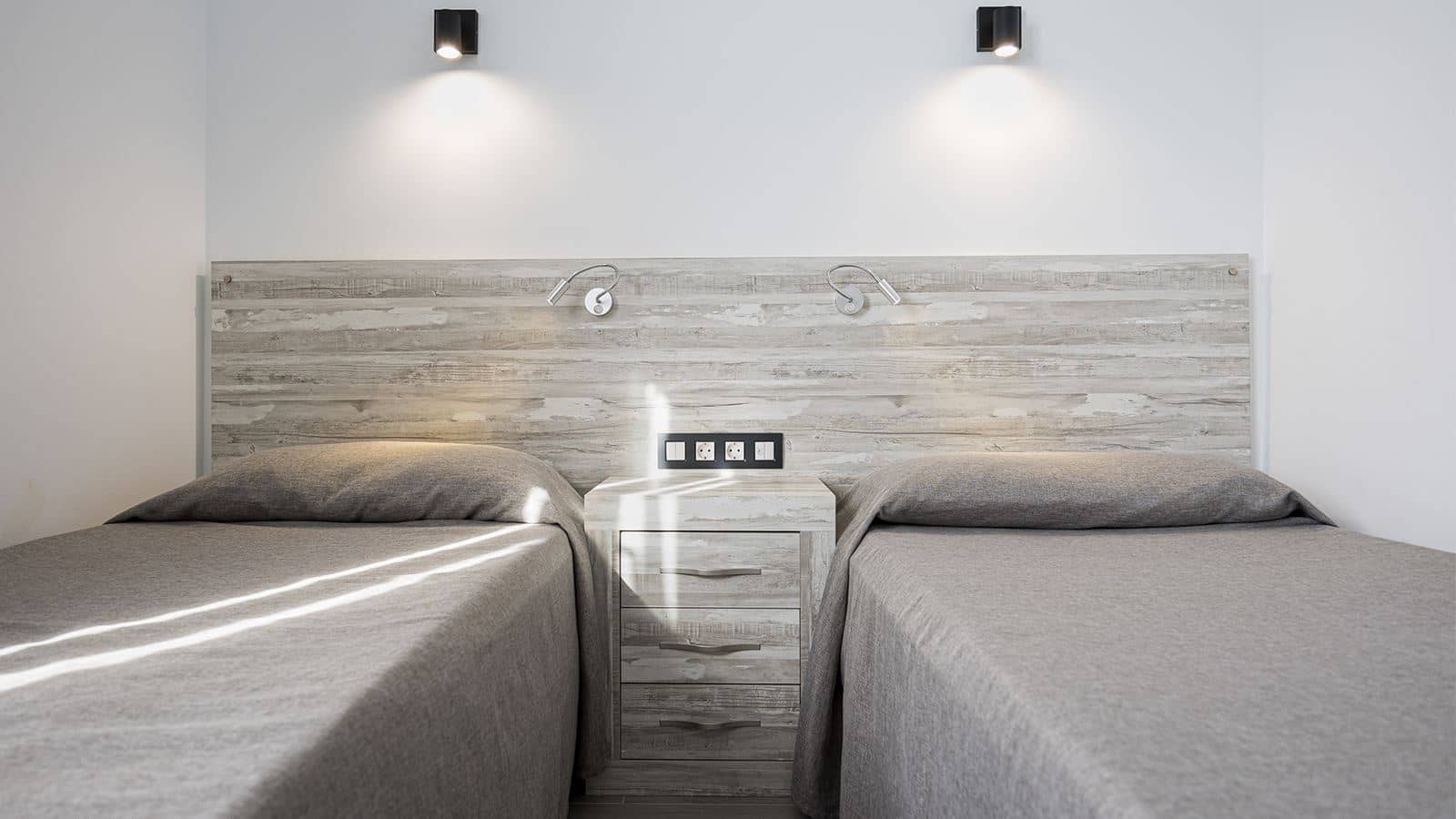 rooms-two-bedroom-apartment-with-balcony-and-terrace
