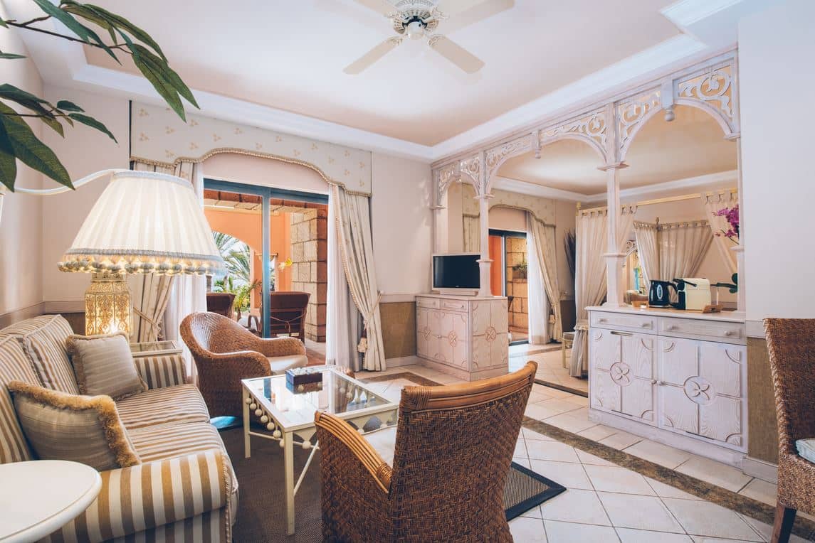 rooms-junior-suite-superior-sea-view