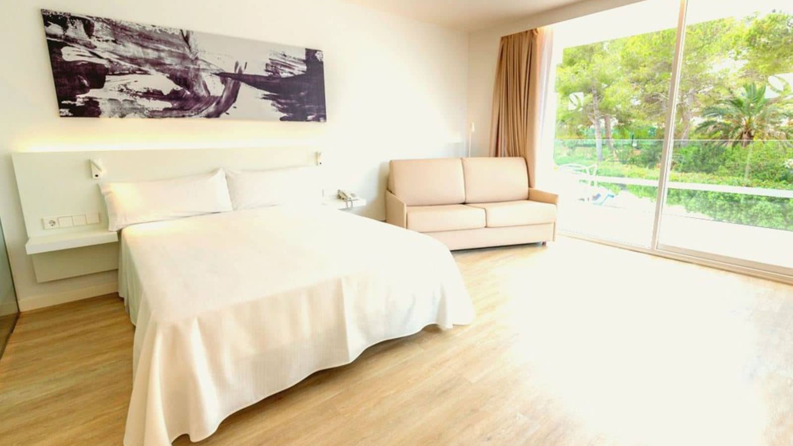 rooms-family-room