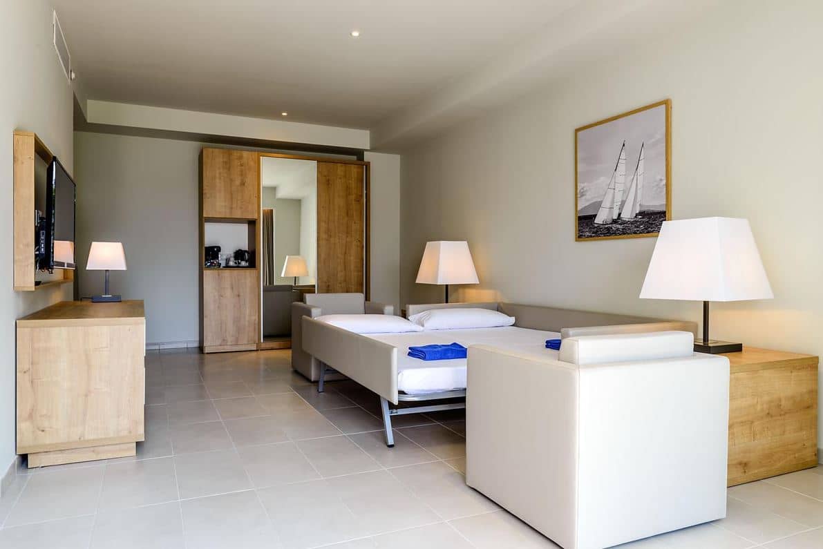 rooms-suite-room-balcony-or-terrace
