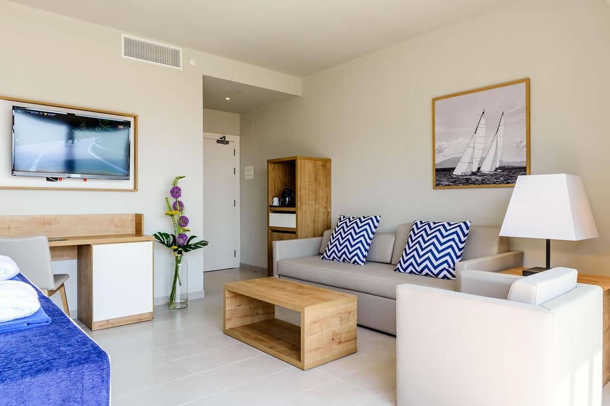 rooms-junior-suite-sea-view