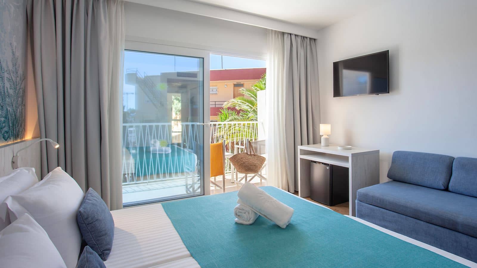 rooms-individual-balcony-or-terrace