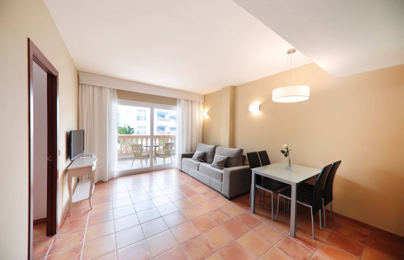 rooms-af--family-superior-apartment