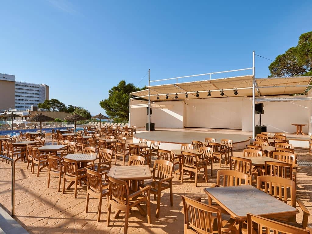 bars-main-bar