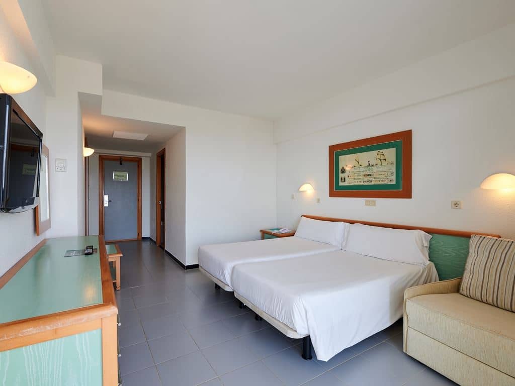 rooms-room-double-garden-view-balcony-or-terrace