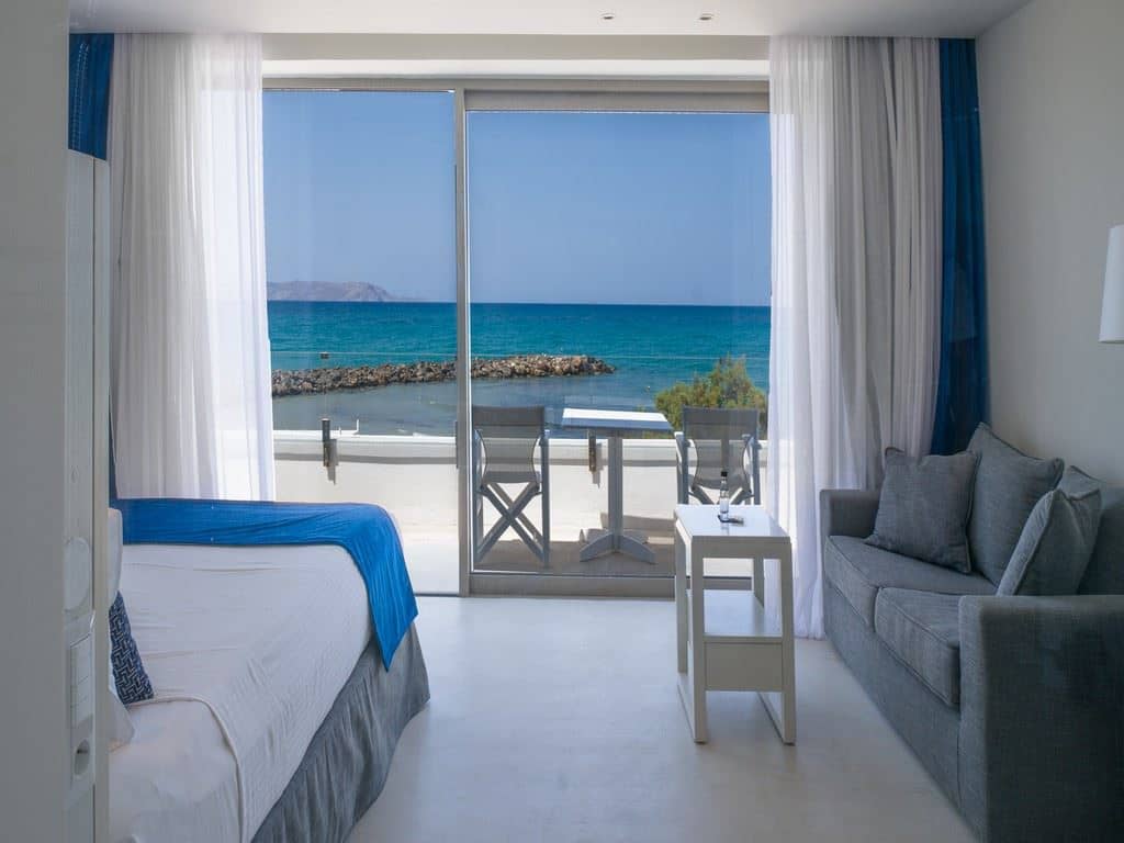 rooms-suite-sea-front