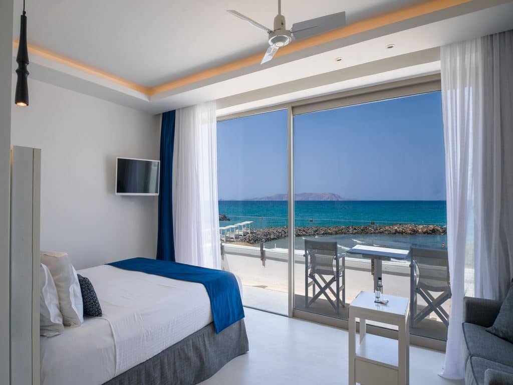 rooms-suite-sea-front