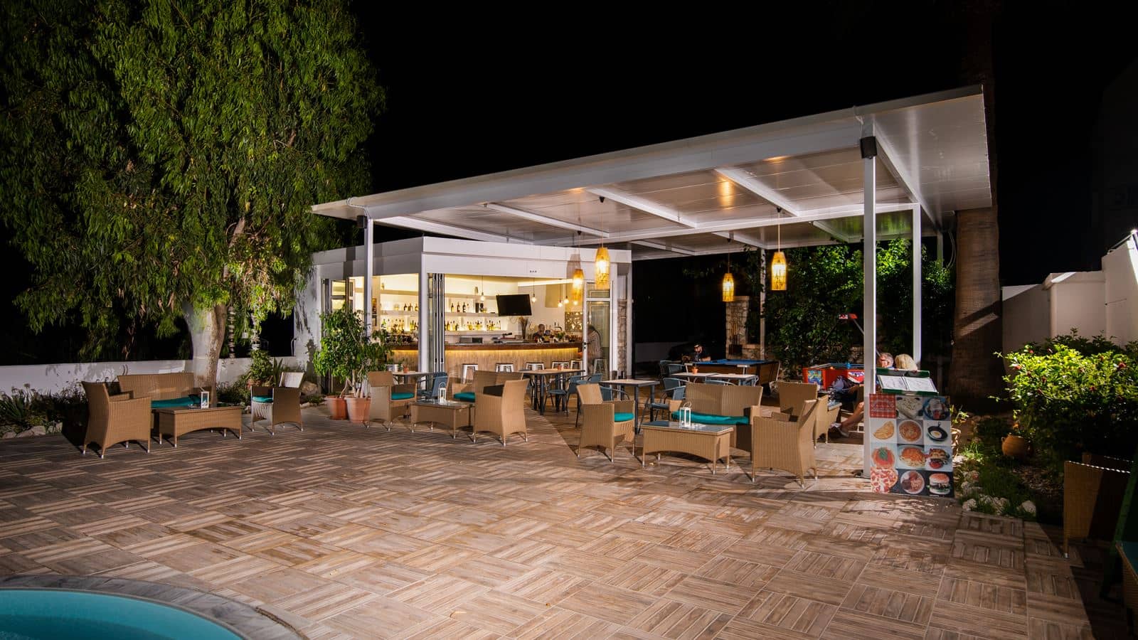 bars-main-bar