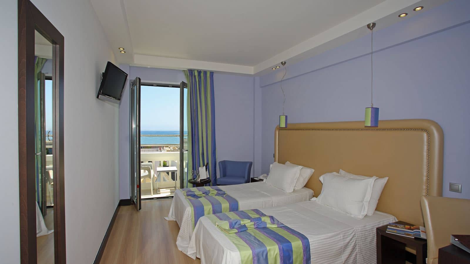 rooms-standard-triple-room